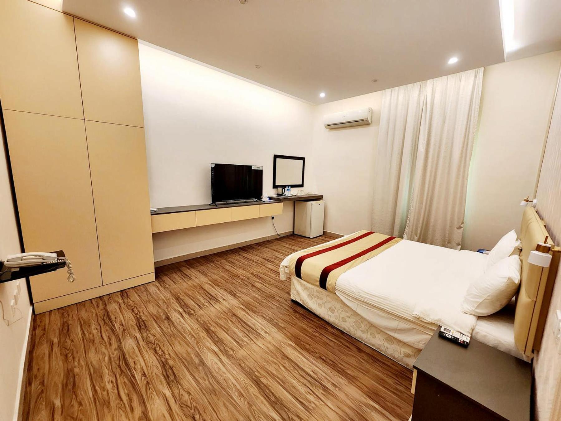 Khasab Hotel Экстерьер фото