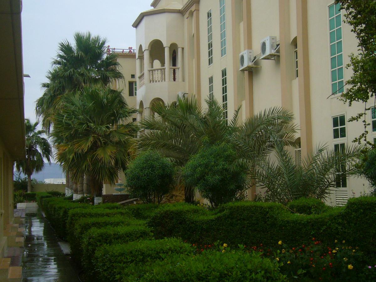 Khasab Hotel Экстерьер фото
